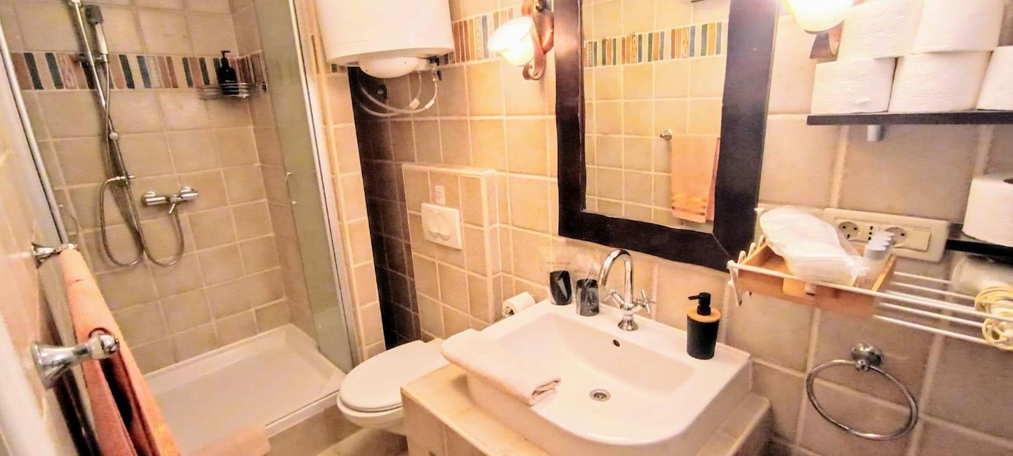 As Lucana Apartment - Ground Floor Vis Eksteriør bilde